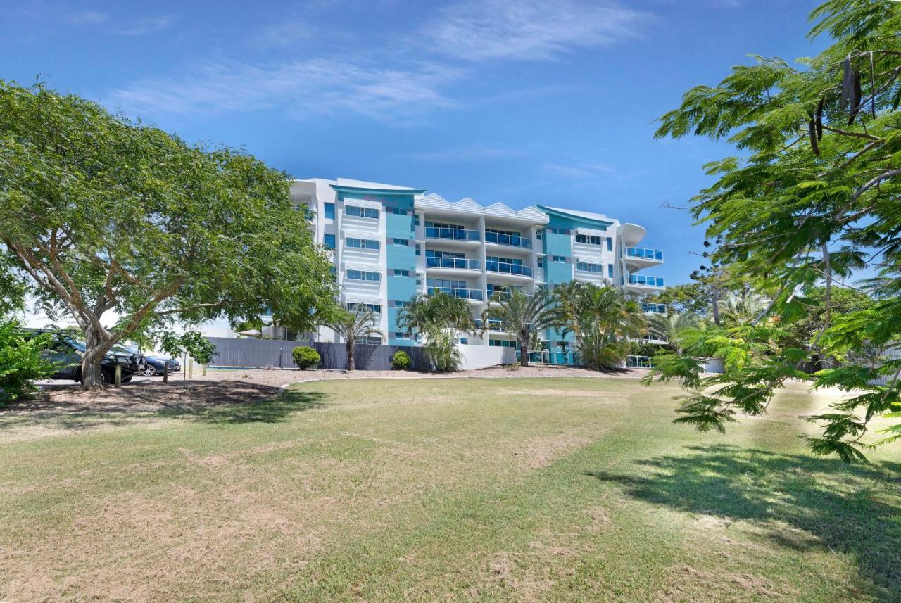 Koola Beach Apartments Bargara Esterno foto