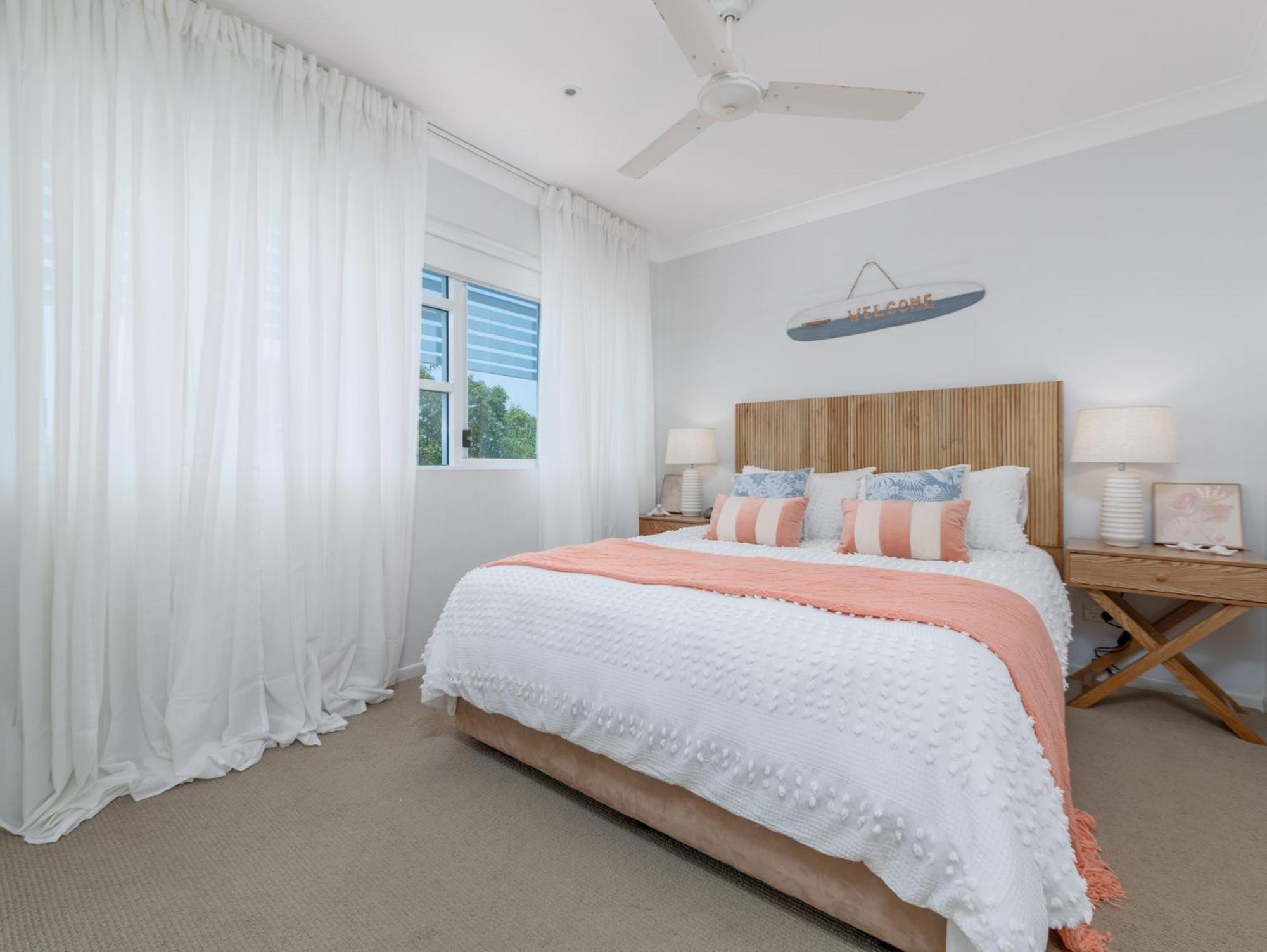 Koola Beach Apartments Bargara Esterno foto
